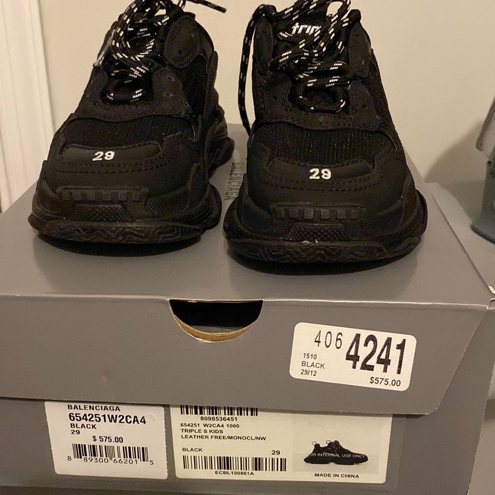 Balenciaga triple S